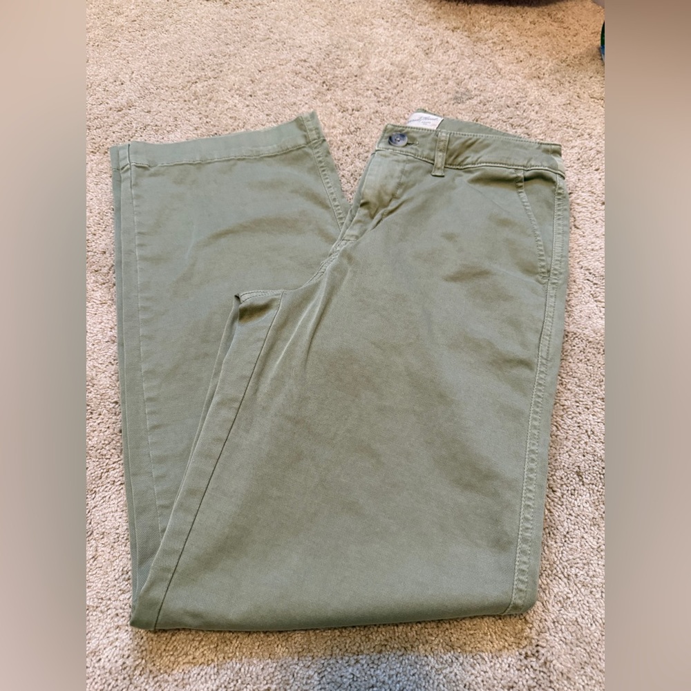 Universal Thread Sage Green Straight Leg Chinos Sz 2 waist 13.5